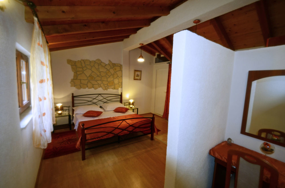 Kuzma Rooms And Apartments 스플리트 외부 사진
